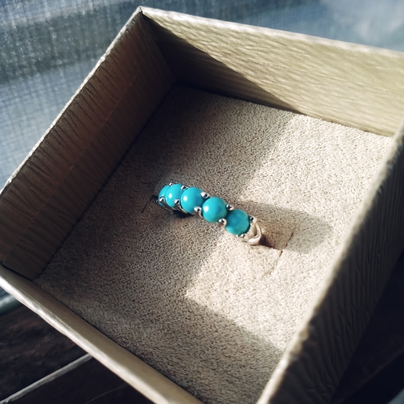 Ring - Picture 2 of 2